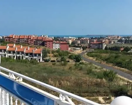 Апартаменты У Солнечного Берега. Болгария! Σάνι Μπιτς